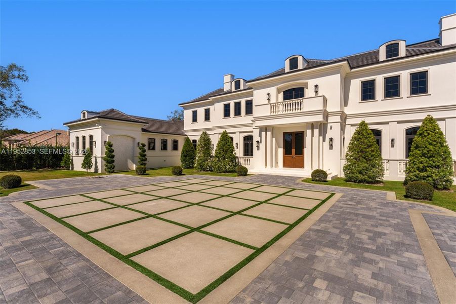 Image 24 of a home in .