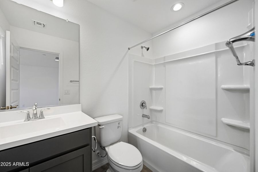 hj-az-phoenix-mystic-discovery-monarch-l