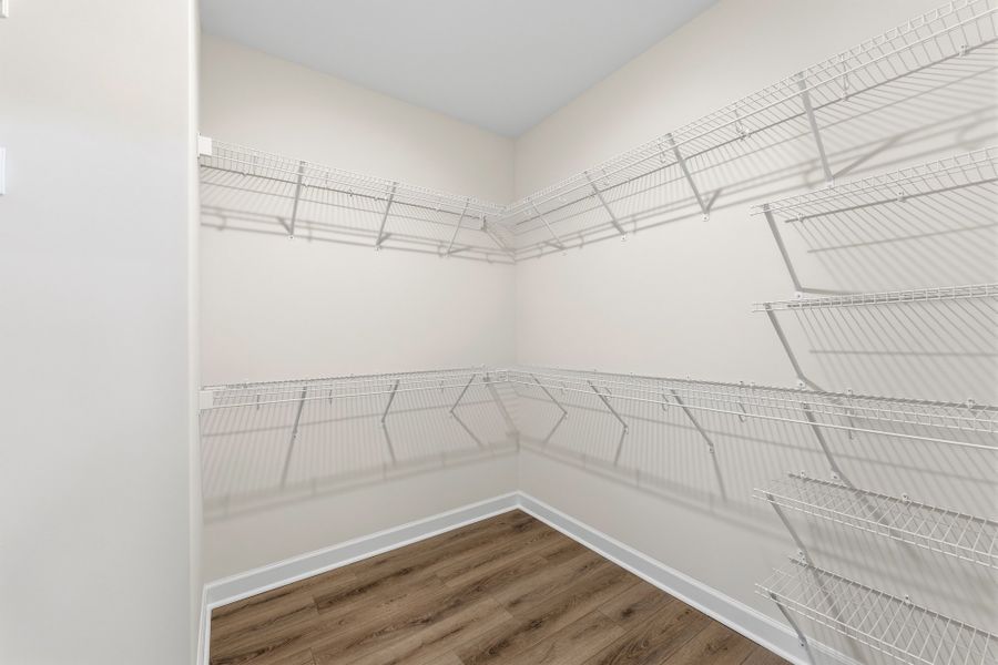 Spacious, unfurnished interior of a new home in Bens Crossing, Woodruff (Image 37).