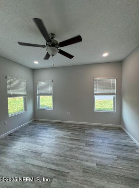 Spacious, unfurnished interior of a new home in , Jacksonville (Image 22).
