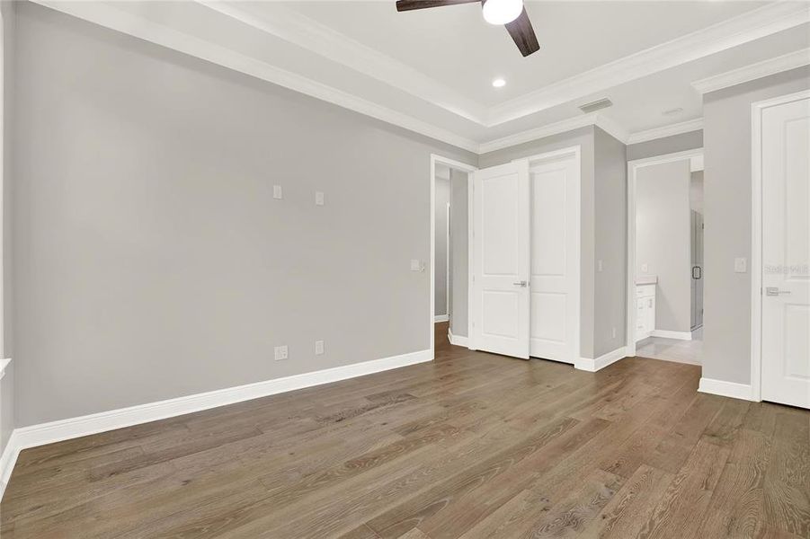 Spacious, unfurnished interior of a new home in , Tampa (Image 38).