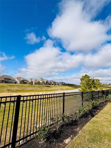 Image 31 of a home in Elyson.