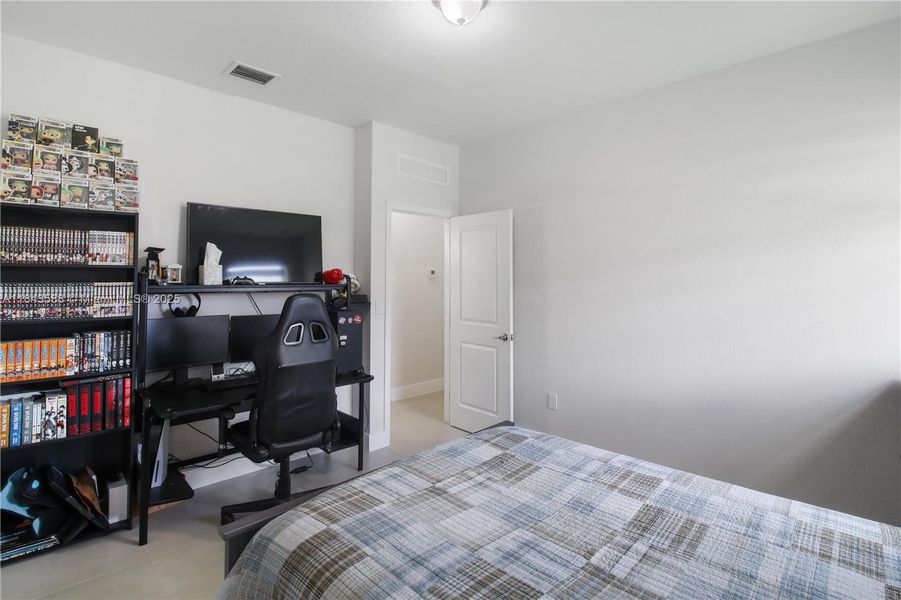 Furnished interior view inside a new home in , Homestead (Image 16).