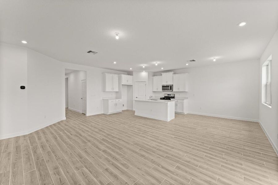 US_SEF_CASCADES_333_dining