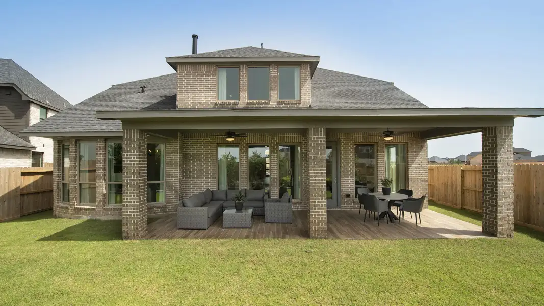 Exterior details and patio area of a home in North Sky, Celina (Image 3).