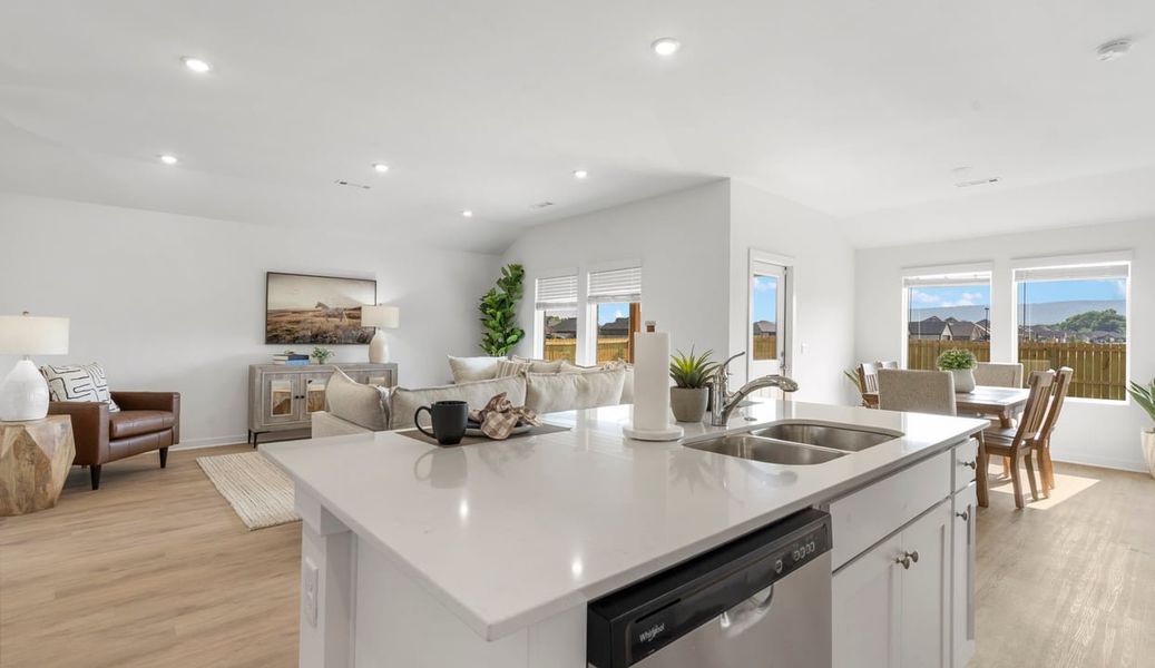 Representative furnished interior of a home built from the Huntsville by D.R. Horton in The Islands, Beech Island (Image 13).