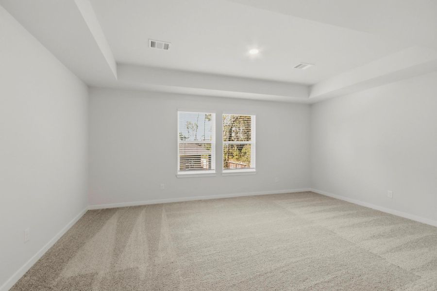 Spacious, unfurnished interior of a new home in The Woodlands Hills, Willis (Image 11).
