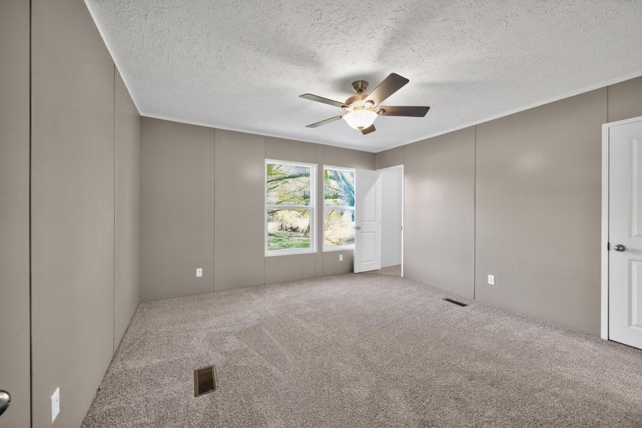 15-3714-nw-165th-ct_masterbr_