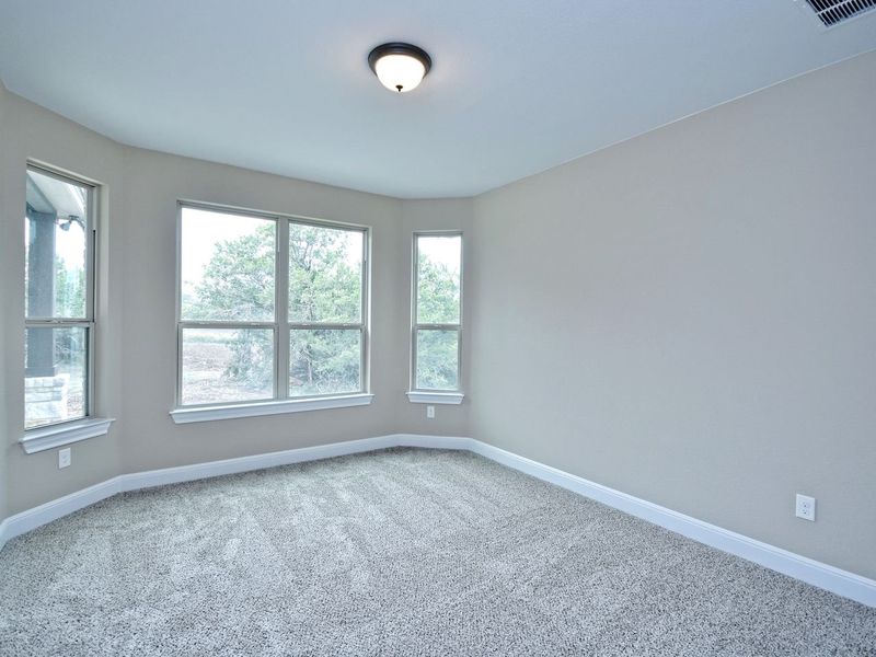 Representative unfurnished interior of a home built from the Madera II by Giddens Homes in Scofield Farms Estates, Georgetown (Image 399).