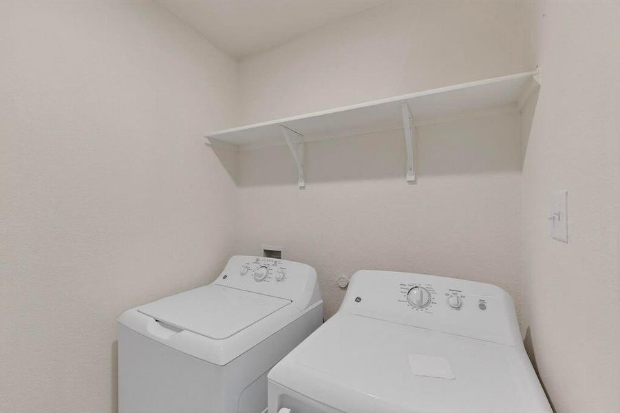 Image 30 of a home in Meadow Park. Image 30 of a home in Meadow Park.