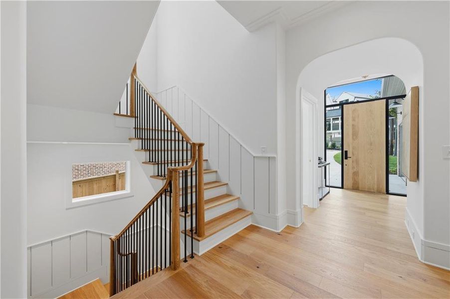 Spacious, unfurnished interior of a new home in , Atlanta (Image 90).