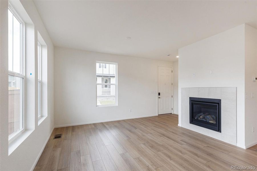 Spacious, unfurnished interior of a new home in Sky Ranch Villas, Watkins (Image 17). Spacious, unfurnished interior of a new home in Sky Ranch Villas, Watkins (Image 17).