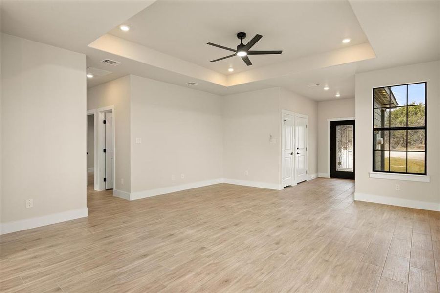 Spacious, unfurnished interior of a new home in , Granbury (Image 23). Spacious, unfurnished interior of a new home in , Granbury (Image 23).