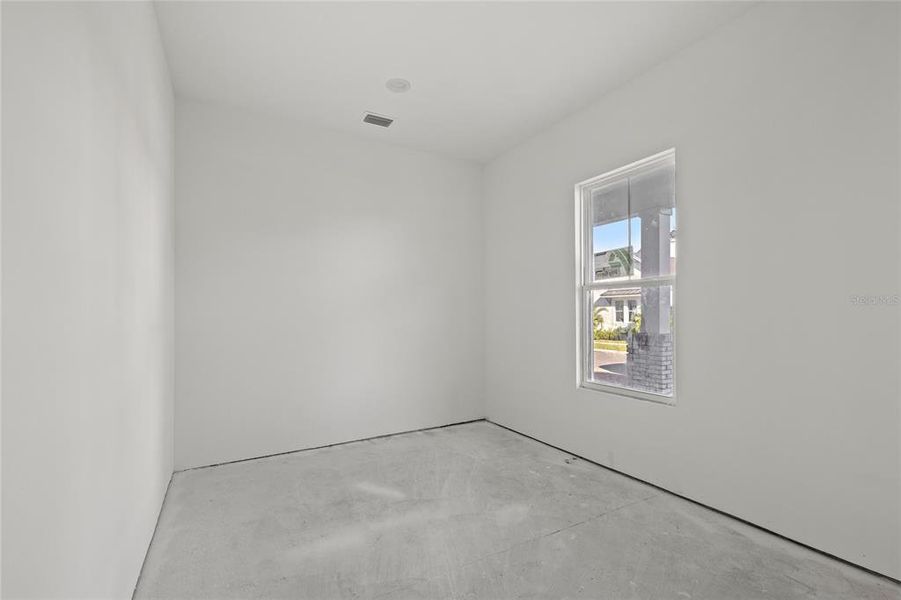 Spacious, unfurnished interior of a new home in Oakland Park, Oakland (Image 17). Spacious, unfurnished interior of a new home in Oakland Park, Oakland (Image 17).