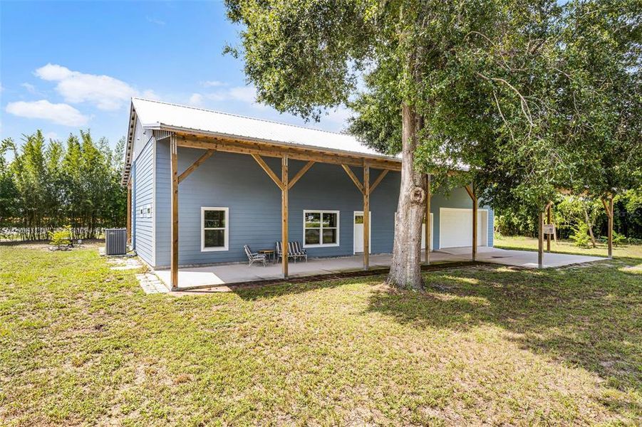 Front exterior of a new home in , Tavares, FL, highlighting curb appeal (Image 12). Front exterior of a new home in , Tavares, FL, highlighting curb appeal (Image 12).