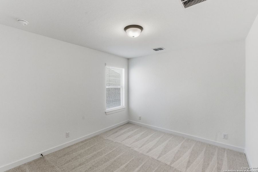 Spacious, unfurnished interior of a new home in The Crossvine – Garden Homes, Schertz (Image 15).