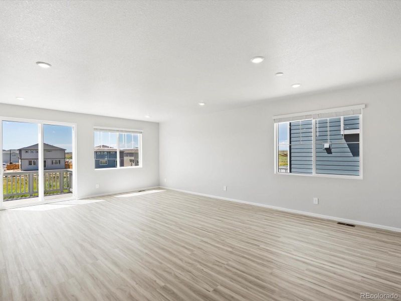 Photos are representative only and are not of the actual home. Actual finishes, elevation, and features may vary.