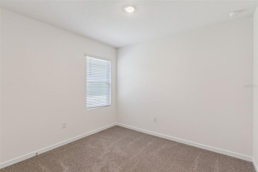 Spacious, unfurnished interior of a new home in , Port Orange (Image 27).