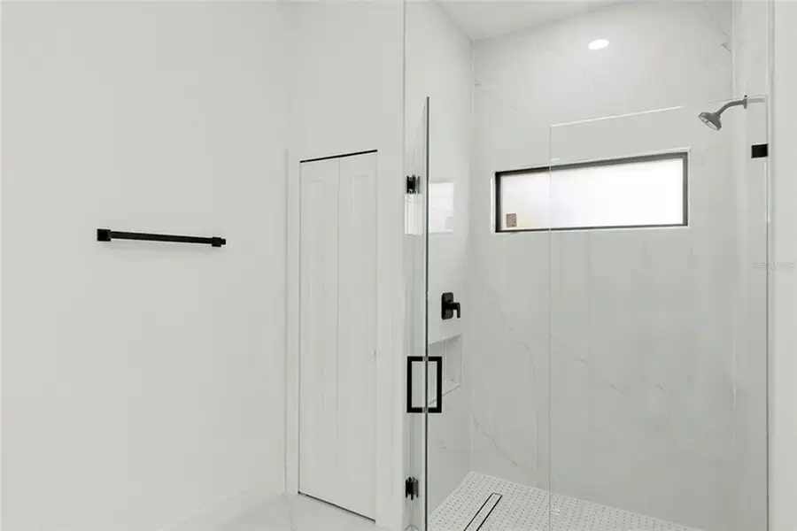 Image 40 of a home in .