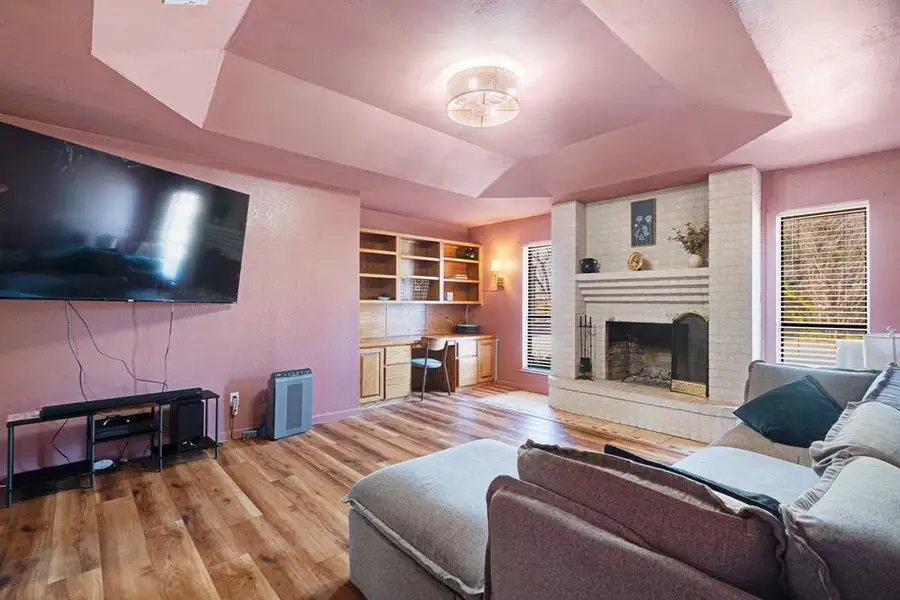 Furnished interior view inside a new home in , Paris (Image 14). Furnished interior view inside a new home in , Paris (Image 14).