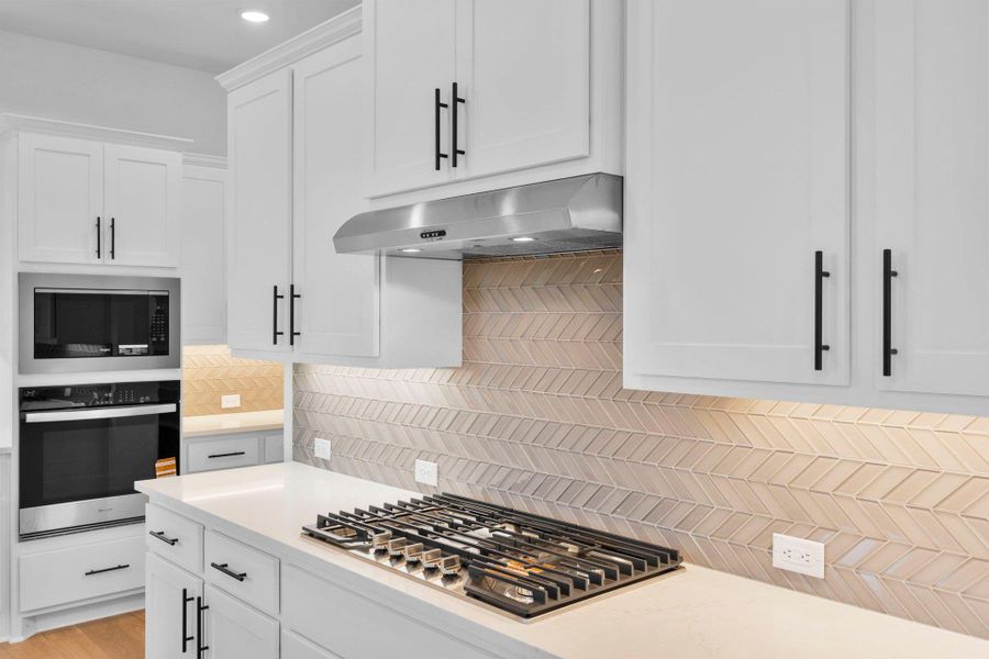 Stunning finishes in Light & Bright Kitchen