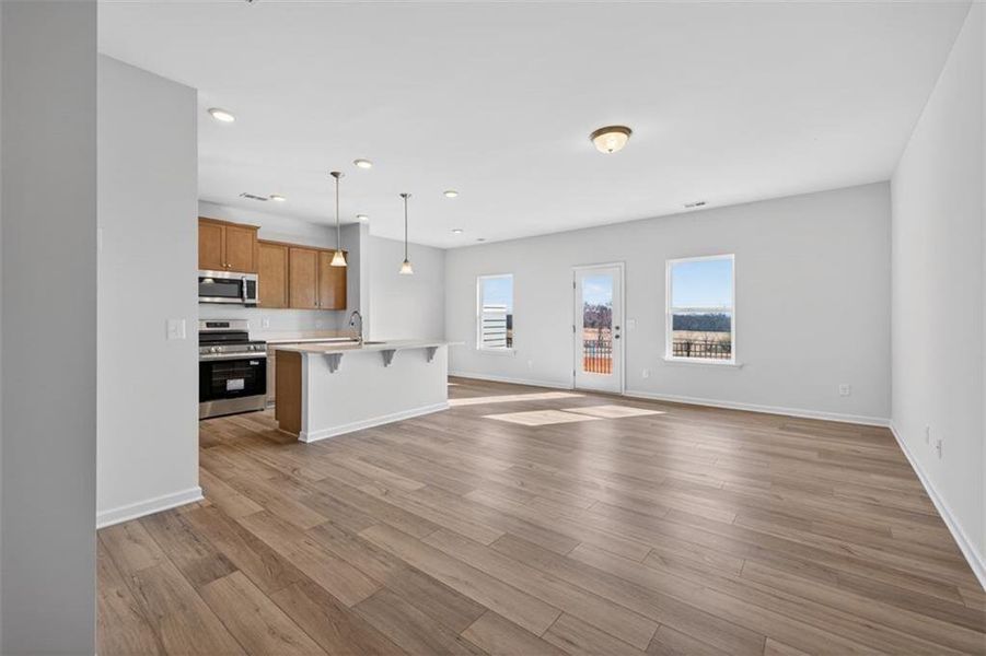Spacious, unfurnished interior of a new home in Townes At The Stiles, Cartersville (Image 21). Spacious, unfurnished interior of a new home in Townes At The Stiles, Cartersville (Image 21).