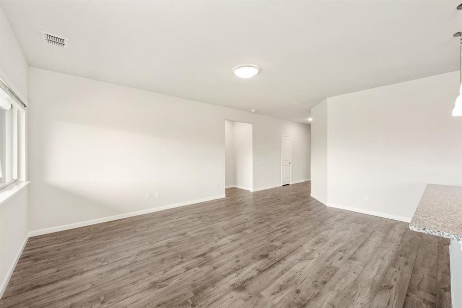 Spacious, unfurnished interior of a new home in Eagle Glen, Alvarado (Image 28). Spacious, unfurnished interior of a new home in Eagle Glen, Alvarado (Image 28).