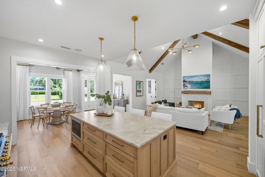 Furnished interior view inside a new home in , Ponte Vedra Beach (Image 36).