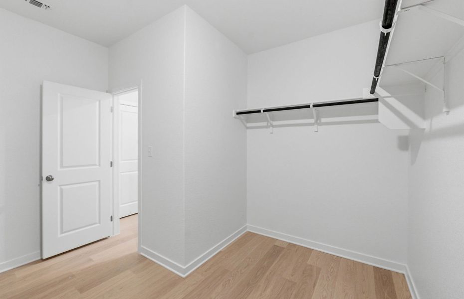 Spacious, unfurnished interior of a new home in La Cima, San Marcos (Image 16).