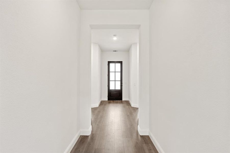 Spacious, unfurnished interior of a new home in Meraki, Forney (Image 17).