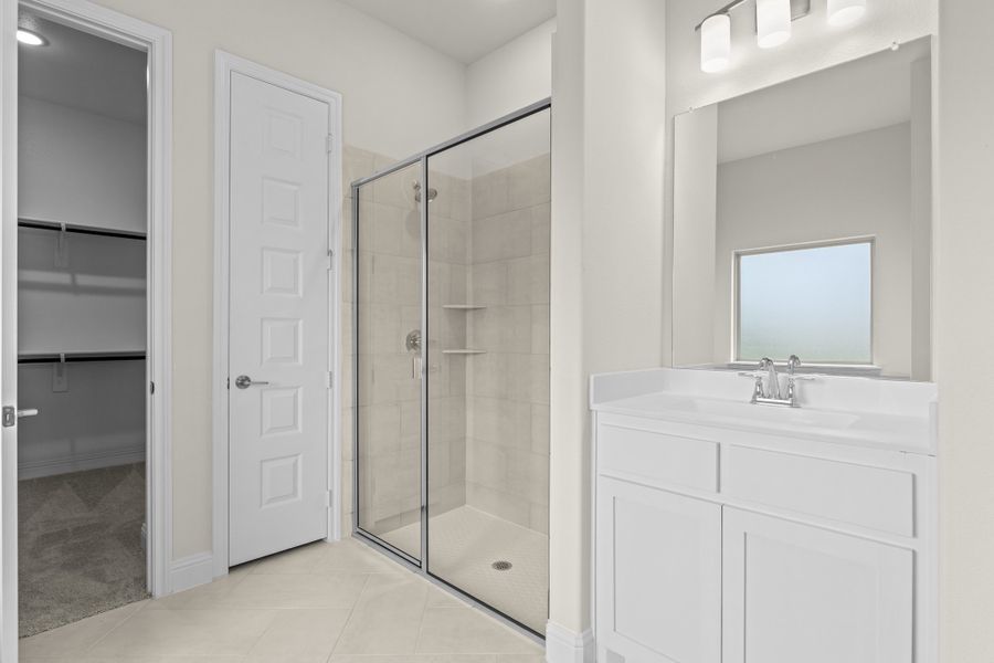 Representative furnished interior of a home built from the Wildwood SE by Sandlin Homes in Settler's Glen, New Fairview (Image 14).