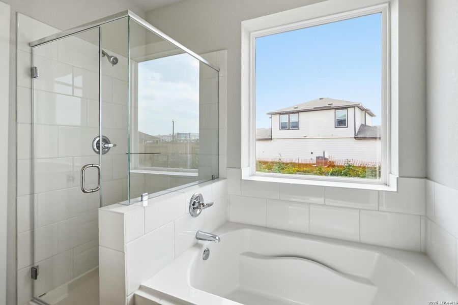 Furnished interior view inside a new home in Willow Point, San Antonio (Image 10).