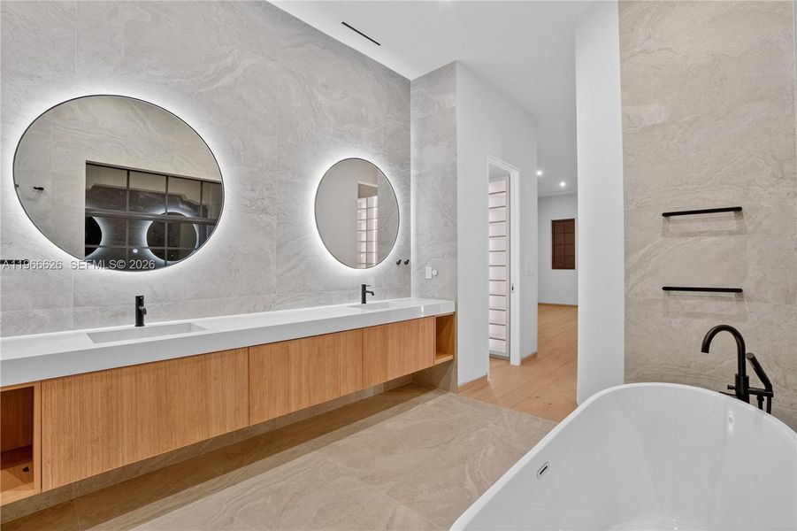 Furnished interior view inside a new home in , Coral Gables (Image 12).