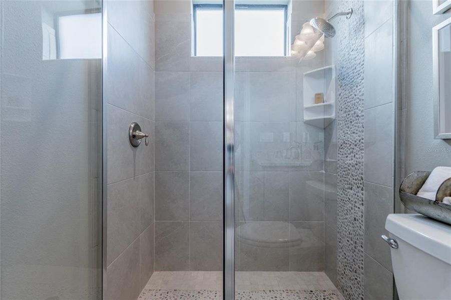 Image 47 of a home in .