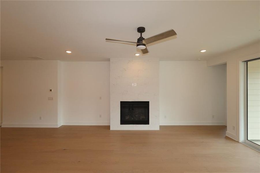 Spacious, unfurnished interior of a new home in Maple Grove at Towne Lake, Woodstock (Image 11).
