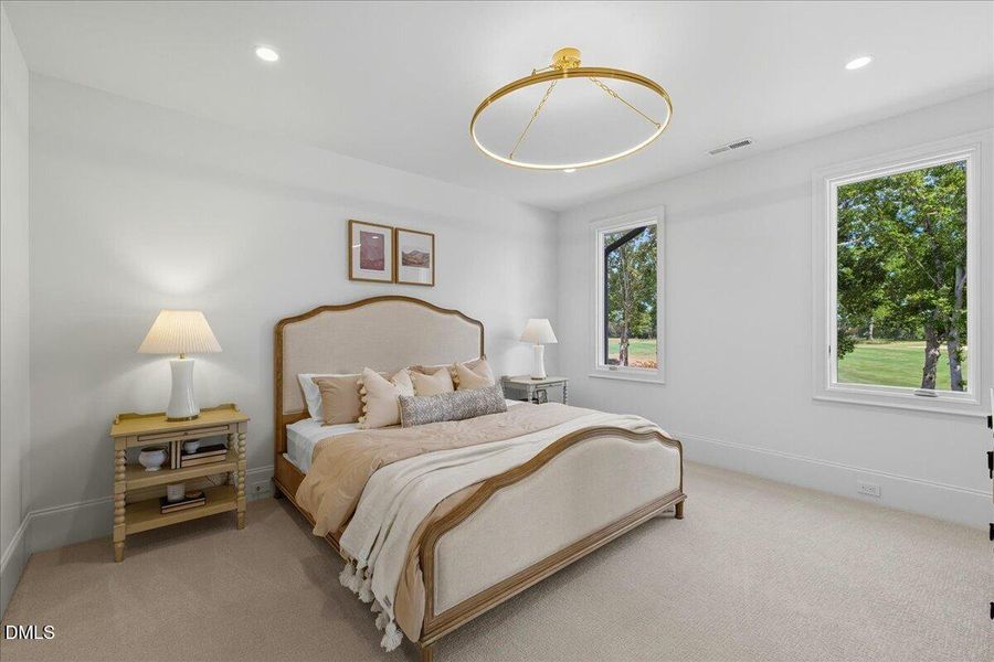 083-1216 Barcroft Pl