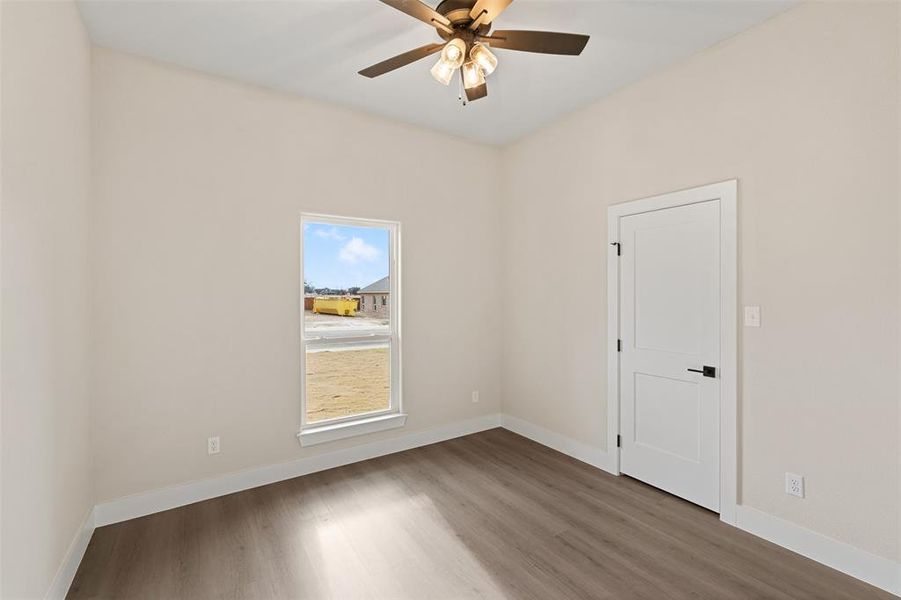 Spacious, unfurnished interior of a new home in , Mabank (Image 28).