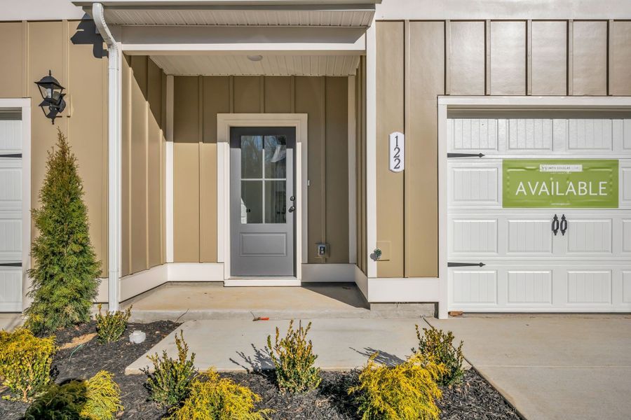 Exterior details and patio area of a home in Ironhorse, Dickson (Image 3).