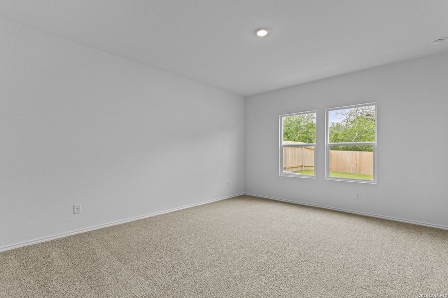 Spacious, unfurnished interior of a new home in Arroyo Ranch, Seguin (Image 39). Spacious, unfurnished interior of a new home in Arroyo Ranch, Seguin (Image 39).