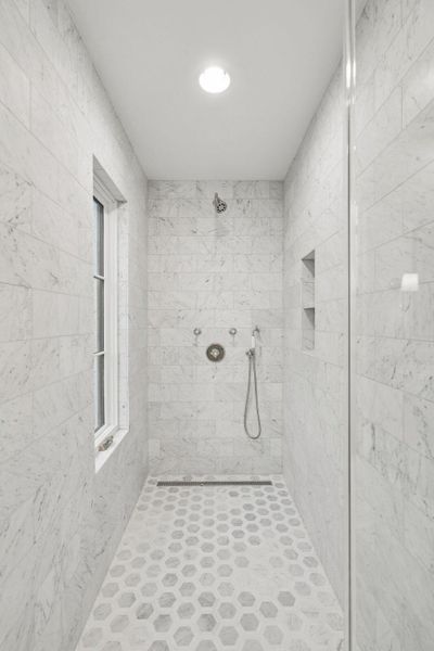 Spacious, unfurnished interior of a new home in , Charleston (Image 64).