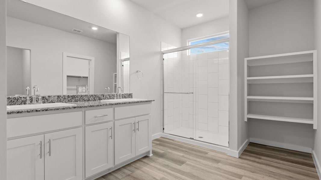 Furnished interior view inside a new home in Heritage Parks, Abilene (Image 6).