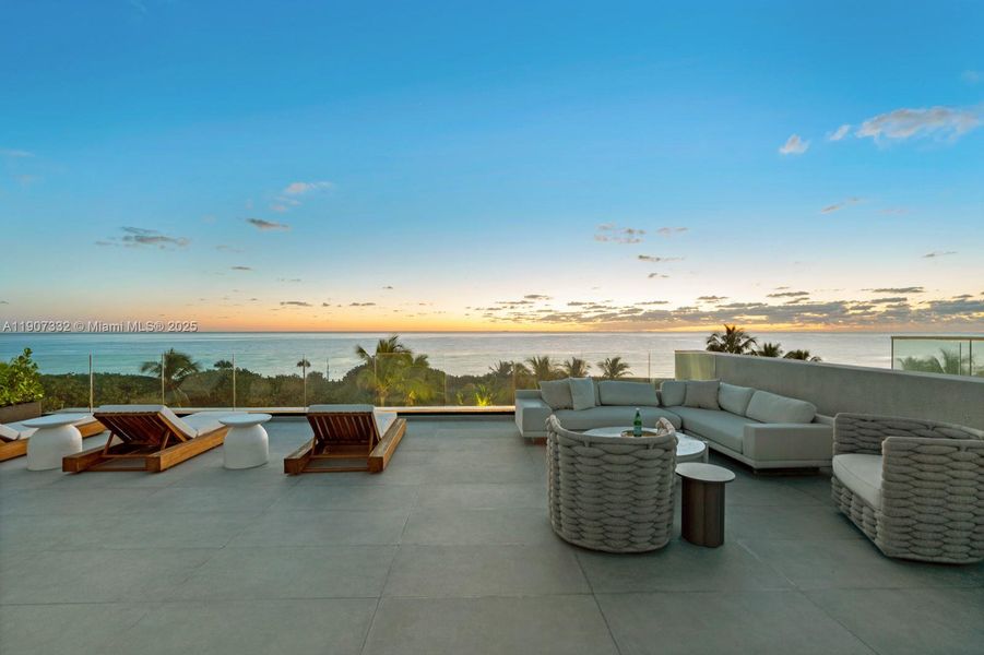 Community amenities in , Miami Beach (Image 74). Community amenities in , Miami Beach (Image 74).