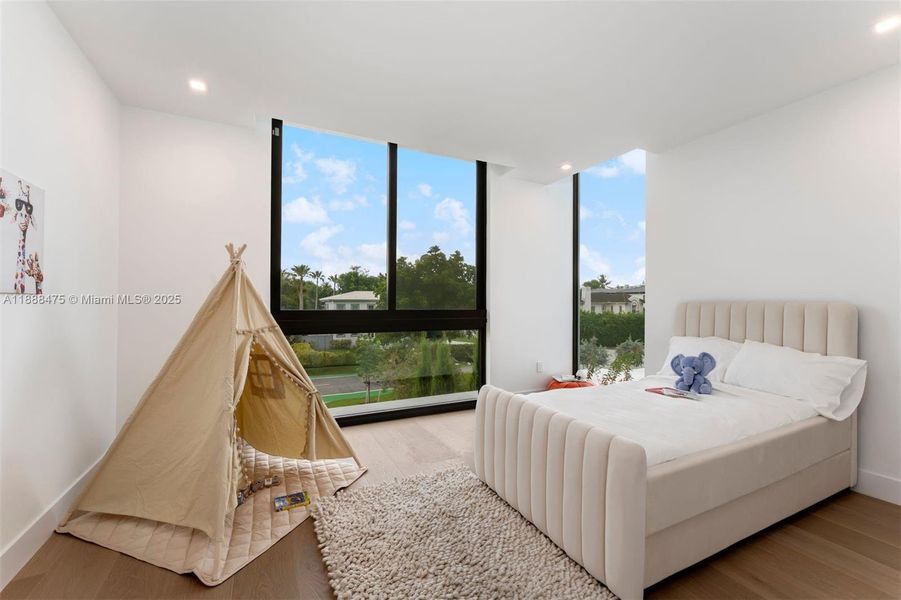 Furnished interior view inside a new home in , Miami Beach (Image 43). Furnished interior view inside a new home in , Miami Beach (Image 43).