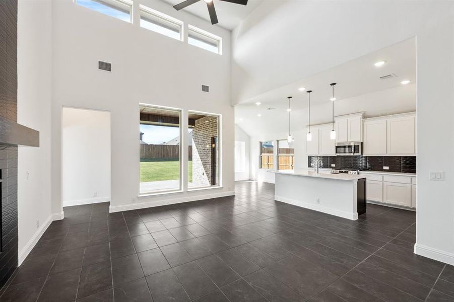 Spacious, unfurnished interior of a new home in Hampton Park, Glenn Heights (Image 18). Spacious, unfurnished interior of a new home in Hampton Park, Glenn Heights (Image 18).