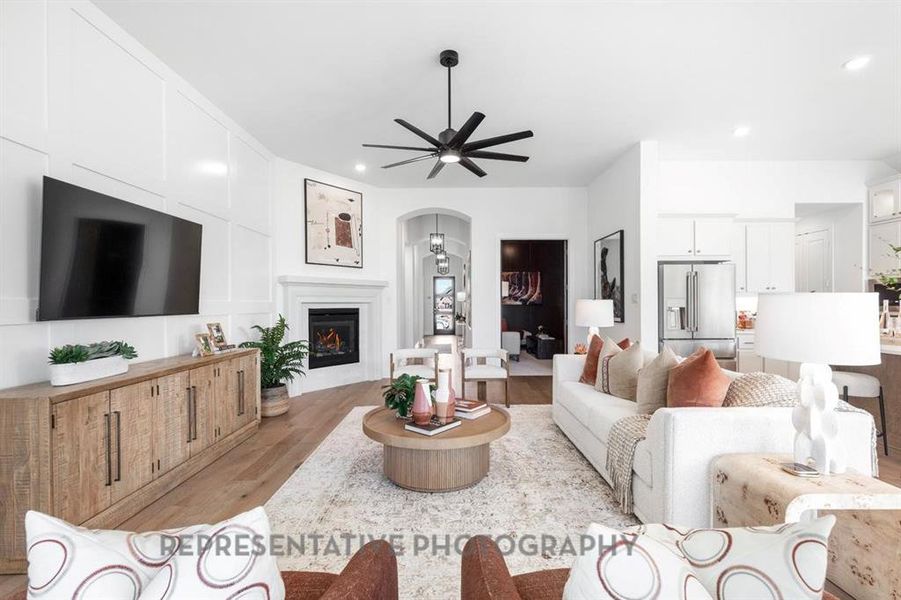 Furnished interior view inside a new home in Dove Hollow, Waxahachie (Image 4). Furnished interior view inside a new home in Dove Hollow, Waxahachie (Image 4).