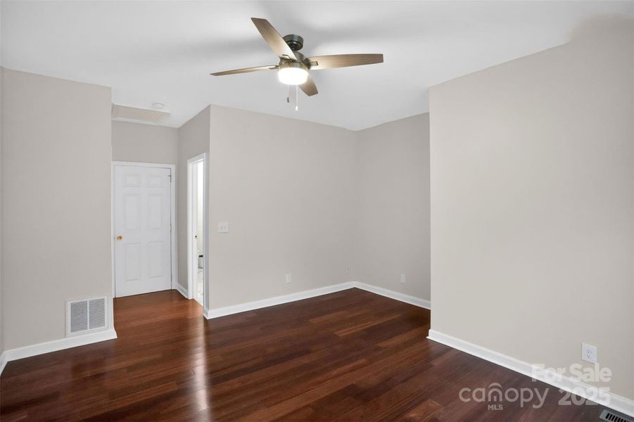 Spacious, unfurnished interior of a new home in , Statesville (Image 23).