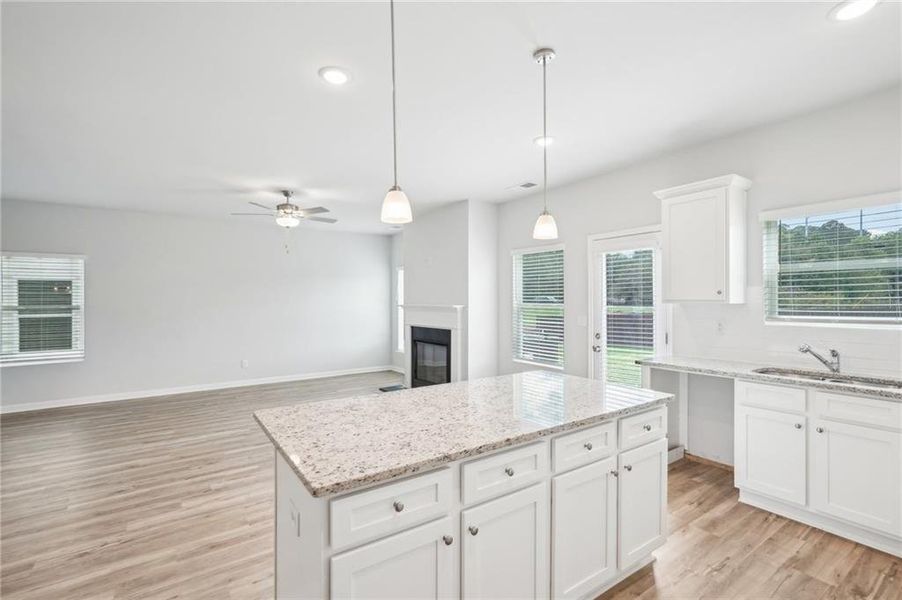 Furnished interior view inside a new home in Fairview Lake, Conyers (Image 10). Furnished interior view inside a new home in Fairview Lake, Conyers (Image 10).