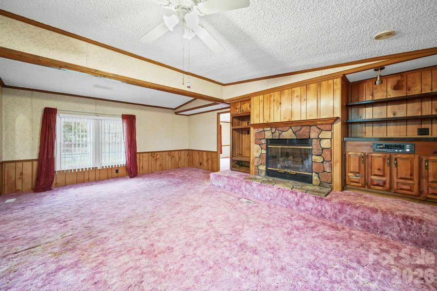 Image 22 of a home in .