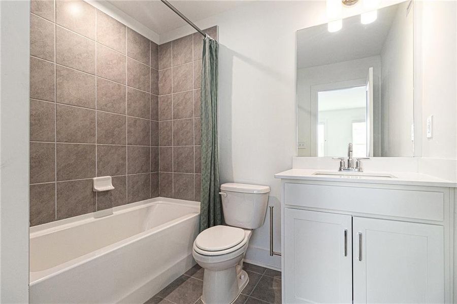 Furnished interior view inside a new home in , Decatur (Image 5).