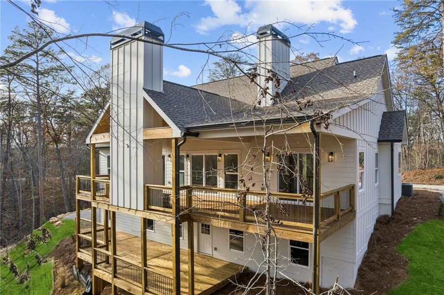 Exterior details and patio area of a home in , Dahlonega (Image 21).
